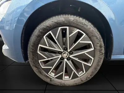 Skoda Kamiq 1.0 TSI Ambition DSG — Petit SUV urbain robuste, garantie 12 mois incluse — Miniature 24