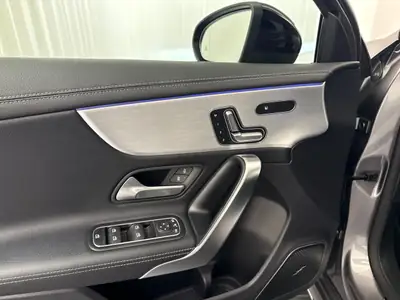 Mercedes-AMG A 45 S 4Matic+ — Compacte sportive 422 ch, garantie 12 mois incluse — Thumbnail 10