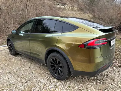 Tesla Model X 90 D — SUV électrique premium, Supercharging à vie inclus — interni