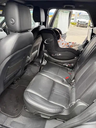 Land Rover Discovery Sport 2.0 TD4 — SUV polyvalent, diesel économique, 95 800 km — detail