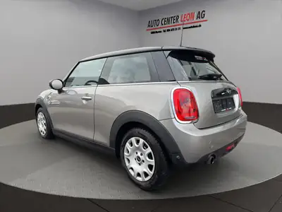 MINI Cooper Steptronic 2017 — Citadine dynamique, boîte auto, faible consommation — interior