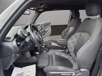 MINI Cooper Steptronic 2017 — Citadine dynamique, boîte auto, faible consommation — Thumbnail 9