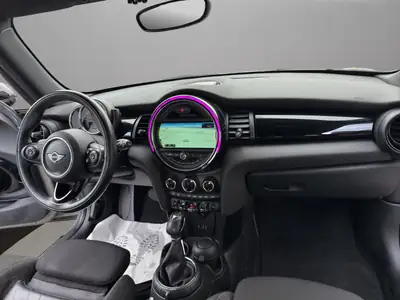 MINI Cooper Steptronic 2017 — Citadine dynamique, boîte auto, faible consommation — Thumbnail 14