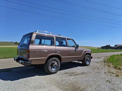 Toyota Land Cruiser HJ 61 Station — Légende 4x4 diesel, 33 ans de propriétaire unique — Innenraum