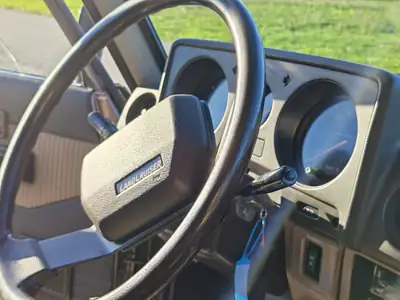 Toyota Land Cruiser HJ 61 Station — Légende 4x4 diesel, 33 ans de propriétaire unique — Miniatur 21