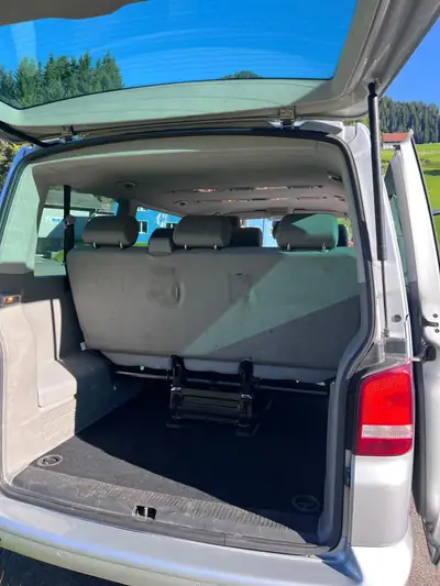 VW T5 Caravelle 2013 — Minibus 9 places, diesel automatique, kilométrage modéré — cruscotto