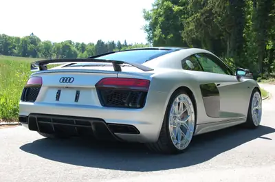 Audi R8 Coupé 5.2 plus S-Tronic — Supercar allemande, 611 ch, 28000 km seulement — Detail