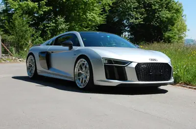 Audi R8 Coupé 5.2 plus S-Tronic — Supercar allemande, 611 ch, 28000 km seulement — Miniatur 7