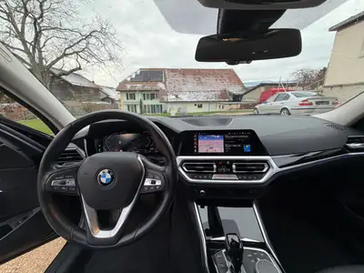 BMW 320d xDrive Touring — Break diesel hybride 48V, 108000 km, sans sinistre — tableau de bord