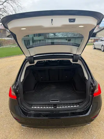 BMW 320d xDrive Touring — Break diesel hybride 48V, 108000 km, sans sinistre — intérieur