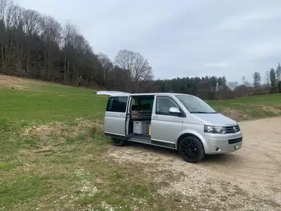 VW T5 Multivan 2.0 TDI Startline JOY 4Motion — Monospace 7 places, 4x4 robuste et économe — vista esterna
