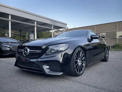Mercedes-Benz E 53 Coupé AMG 4Matic+ — Sportivité hybride, 435 ch et finition premium — vista posteriore