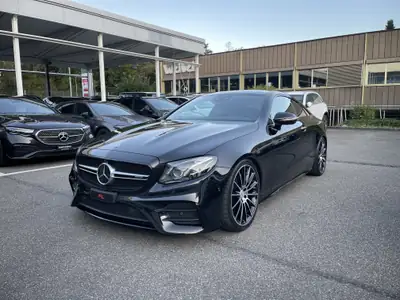 Mercedes-Benz E 53 Coupé AMG 4Matic+ — Sportivité hybride, 435 ch et finition premium — fianco