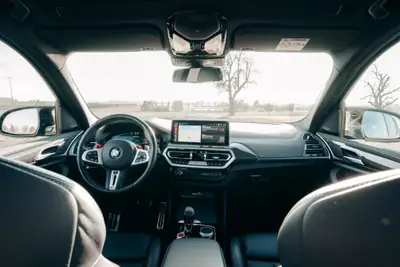 BMW X3 M Competition — SUV haute performance, 510 ch et seulement 55 000 km — interior