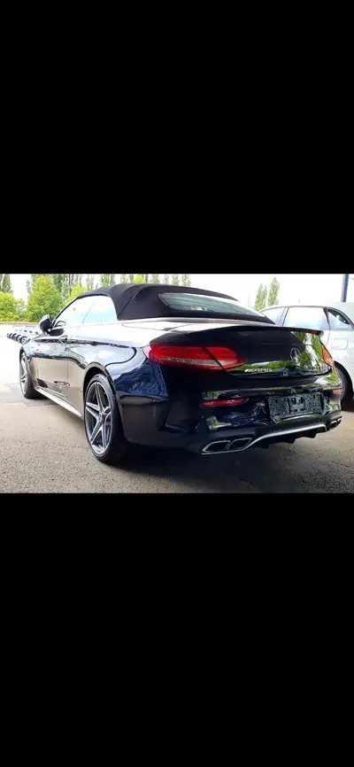 Mercedes-Benz C 63 S Cabriolet AMG — Roadster haute performance 510 ch, sans accident — Detail