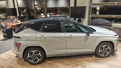 Hyundai Kona 1.6 T-GDi N Line 4WD — SUV compact dynamique, 18000 km seulement — Thumbnail 11