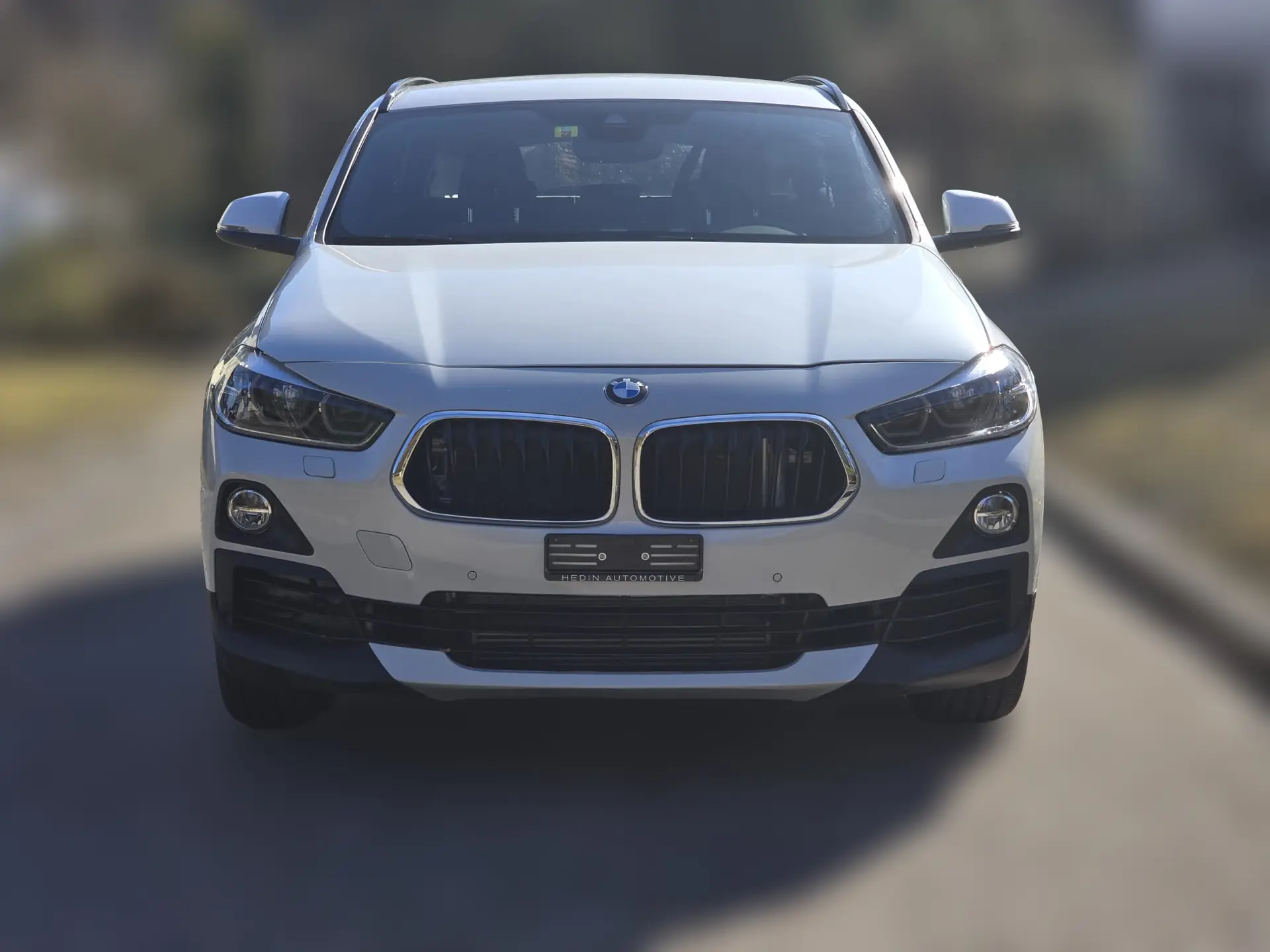 BMW X2 sDrive 20i Steptronic — SUV compact dynamique, 35 500 km seulement — vista esterna