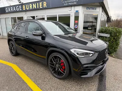 Mercedes-AMG GLA 45 S 4Matic+ : Performance compacte et prestige allemand — exterior view