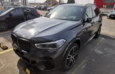BMW X5 xDrive 40d M Sport — SUV premium diesel, 89'000 km, équipement complet — vista esterna