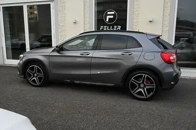 Mercedes-Benz GLA 250 AMG Line — SUV compact dynamique, 100'000 km, sans sinistre — interior