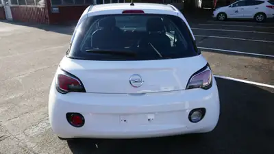 Opel Adam 1.2 ecoFLEX JAM — Citadine urbaine économe, seulement 12'100 km — side view