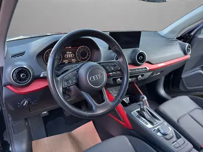 Audi Q2 30 TFSI Sport S-tronic — Citadin sportif, entretien inclus, sans sinistre — Thumbnail 10