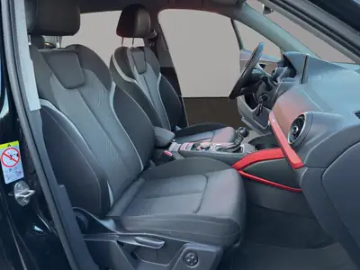 Audi Q2 30 TFSI Sport S-tronic — Citadin sportif, entretien inclus, sans sinistre — Thumbnail 17