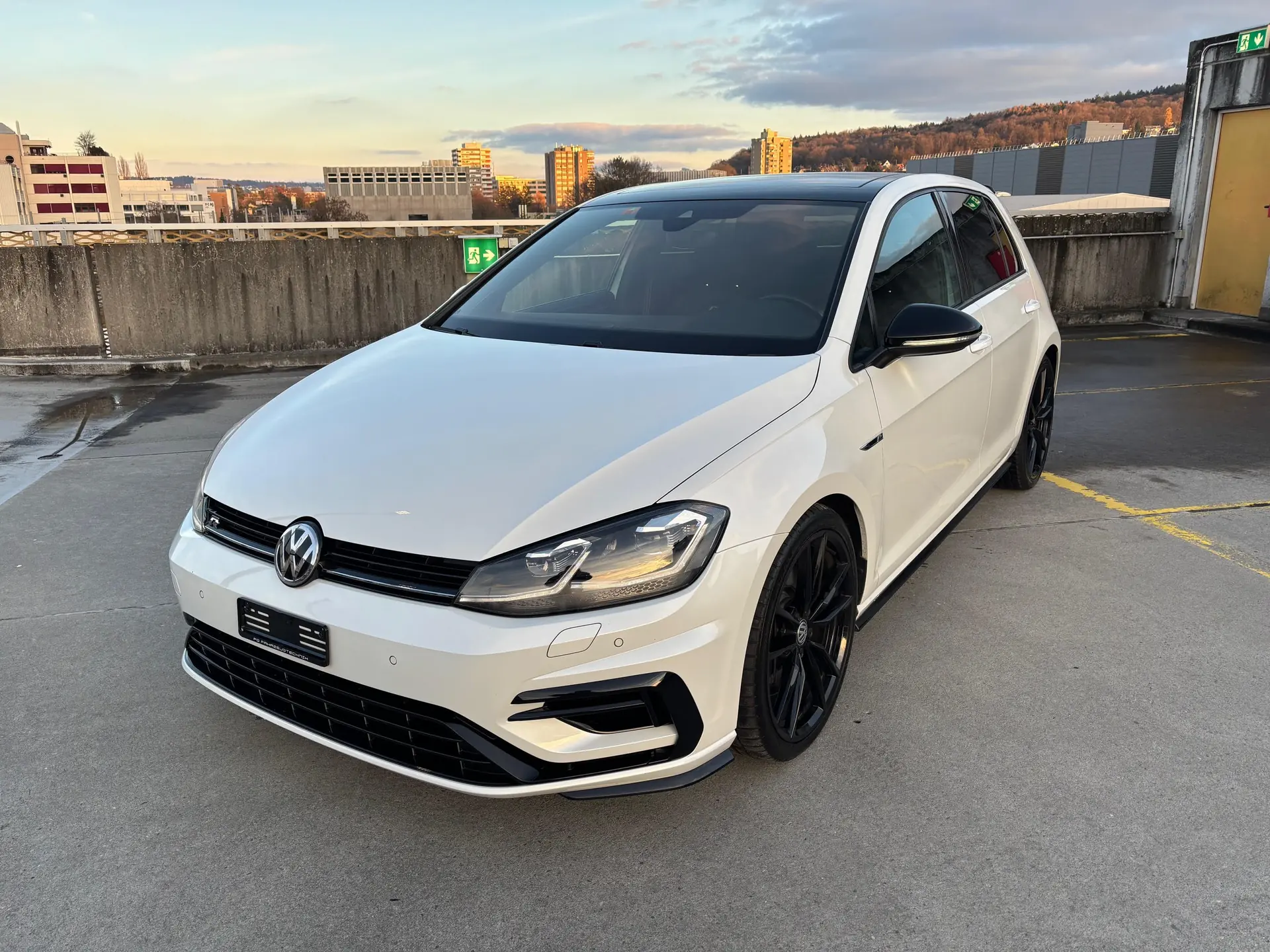 Volkswagen Golf 2017 occasion Urdorf — 2