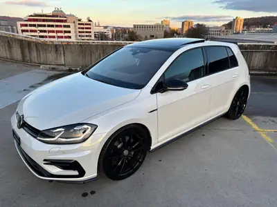 VW Golf 2.0 TSI R 4Motion DSG — Performance 310 ch, Transmission intégrale, Faible kilométrage — dettaglio