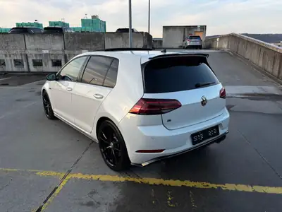 VW Golf 2.0 TSI R 4Motion DSG — Performance 310 ch, Transmission intégrale, Faible kilométrage — Miniatura 7