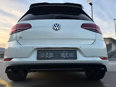 VW Golf 2.0 TSI R 4Motion DSG — Performance 310 ch, Transmission intégrale, Faible kilométrage — Miniatura 9