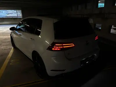 VW Golf 2.0 TSI R 4Motion DSG — Performance 310 ch, Transmission intégrale, Faible kilométrage — Miniatura 15