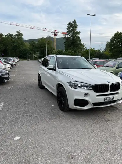BMW X5 xDrive 50i M Steptronic — SUV 7 places premium, 450 ch et traction intégrale — Innenraum