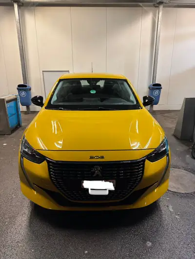 Peugeot 208 1.2 PureTech Active — Citadine économique, 33 000 km seulement — vista esterna