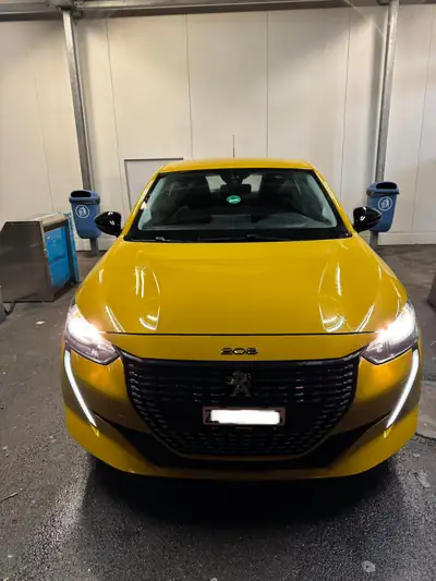 Peugeot 208 1.2 PureTech Active — Citadine économique, 33 000 km seulement — vista posteriore