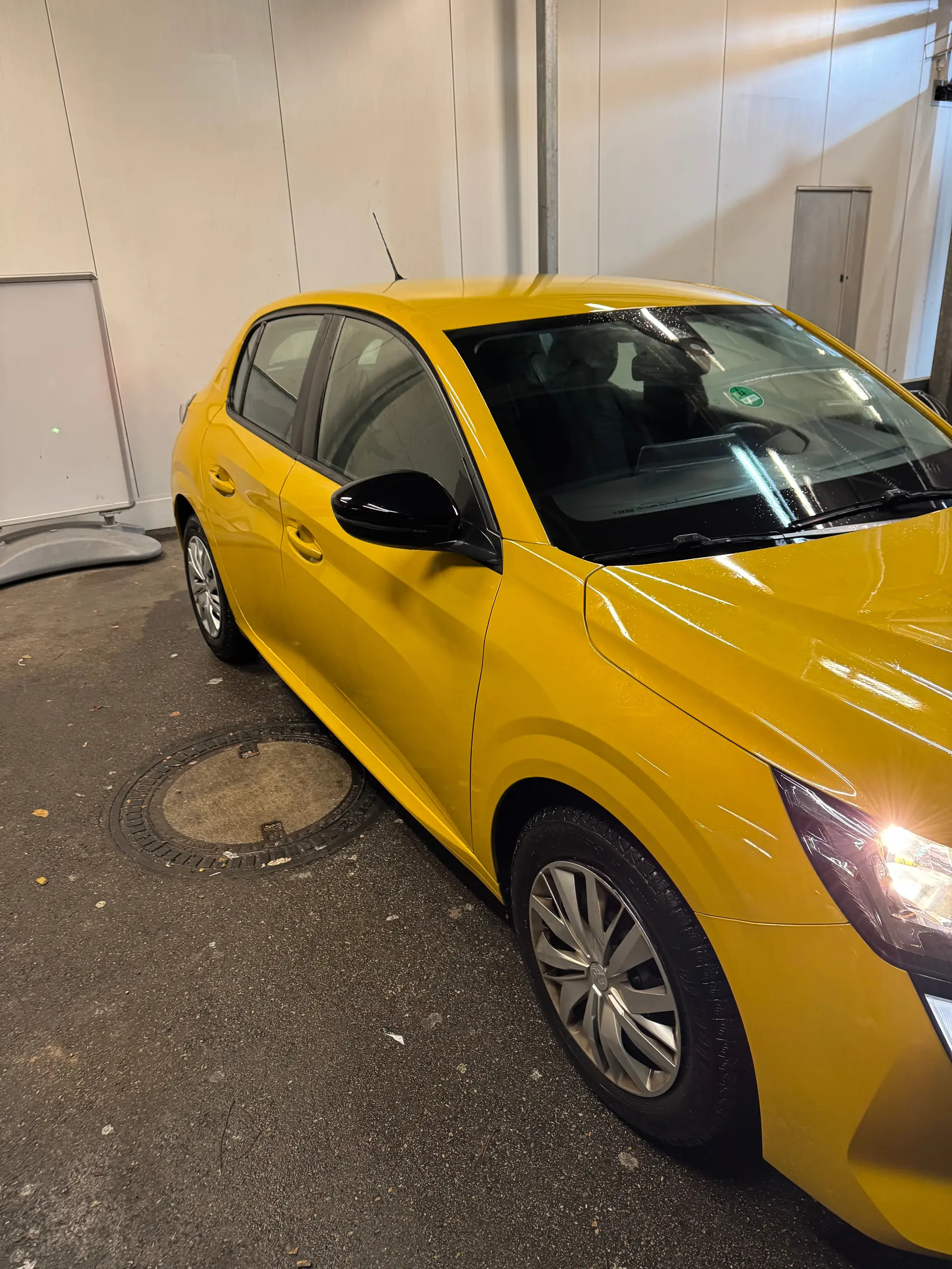 Peugeot 208 2022 occasion Zürich — 4