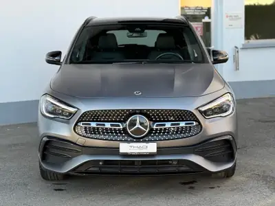 Mercedes-Benz GLA 200 AMG Line — SUV compact élégant, 1er propriétaire suisse — dashboard