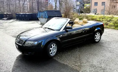 Audi A4 Cabriolet 2.4 V6 — Décapotable sportive, moteur 170 ch, entretien régulier — vue extérieure