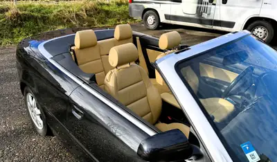 Audi A4 Cabriolet 2.4 V6 — Décapotable sportive, moteur 170 ch, entretien régulier — côté