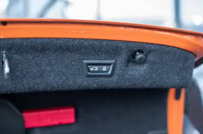 BMW M4 Coupé Competition — 510 ch, Orange métallisé, garantie 12 mois — Thumbnail 10
