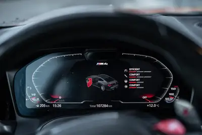 BMW M4 Coupé Competition — 510 ch, Orange métallisé, garantie 12 mois — Thumbnail 16