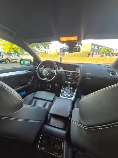 Audi S5 Sportback 3.0 TFSI Quattro — Performance sportive, fraîchement révisée — Miniature 9