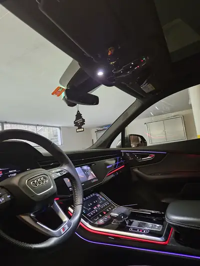 Audi SQ7 4.0 TDI Quattro — SUV premium 435 ch, full équipement, état impeccable — Armaturenbrett