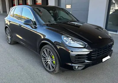 Porsche Cayenne S E-Hybrid — SUV hybride rechargeable, 416 ch, 1 propriétaire — côté