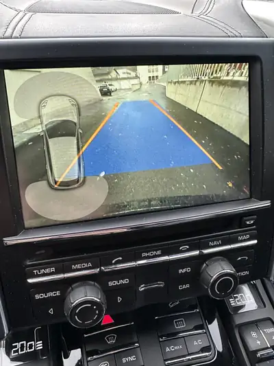 Porsche Cayenne S E-Hybrid — SUV hybride rechargeable, 416 ch, 1 propriétaire — Miniature 12