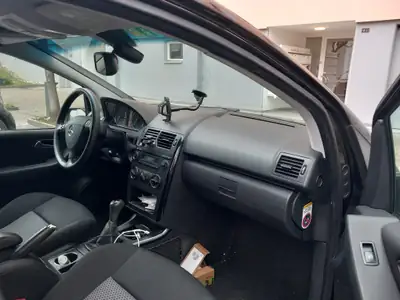 Mercedes-Benz A 150 Classic Edition 2008 — Citadine fiable, entretien réduit — Seitenansicht