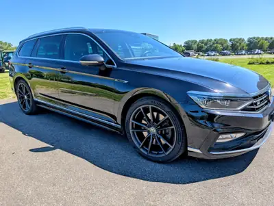 VW Passat Break 2.0 TDI 240 ch 4Motion — Monospace robuste avec équipements premium — fianco