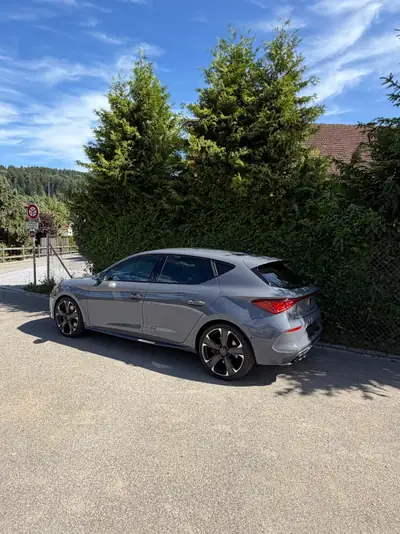 CUPRA Leon VZ 2.0 TSI DSG — Berline sportive 300 ch, faible kilométrage — Miniatur 9