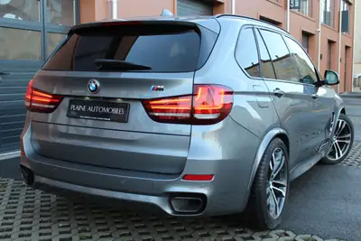 BMW X5 xDrive M50d M-Sport — SUV premium diesel, pack M complet et toit ouvrant — tableau de bord