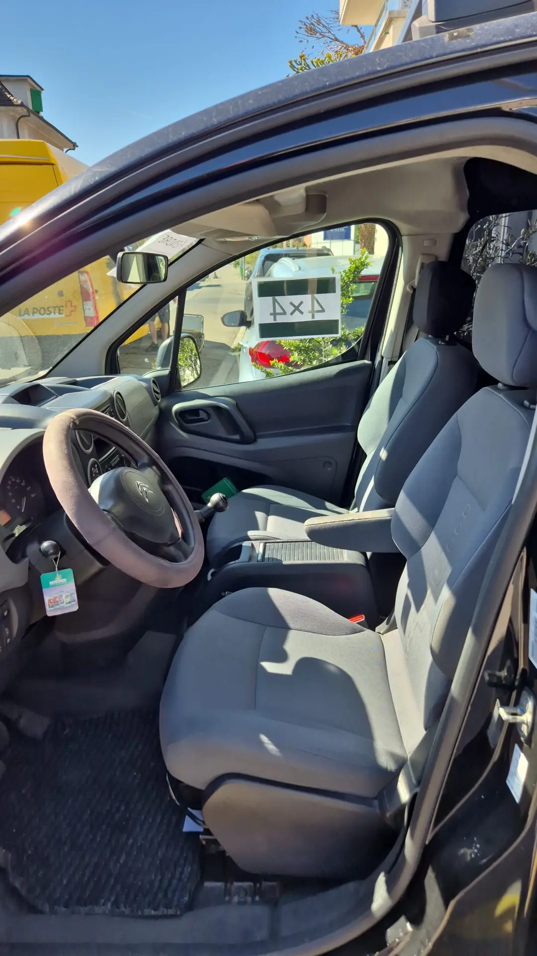 Citroen Berlingo 2016 occasion Chernex — 4